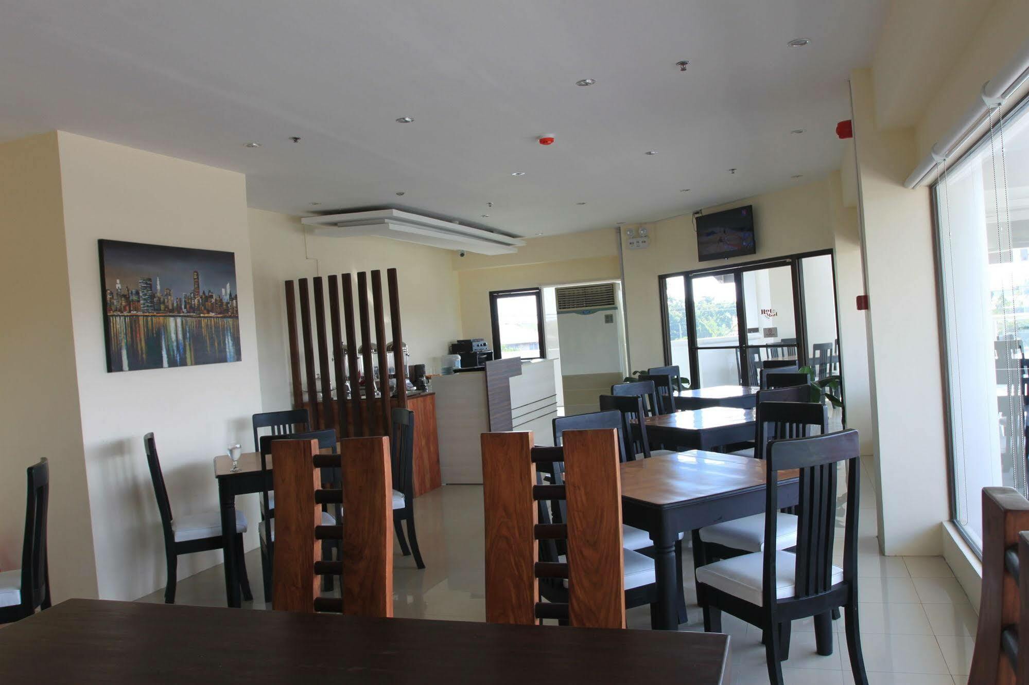 Sumo Asia Hotels - Davao Bagian luar foto