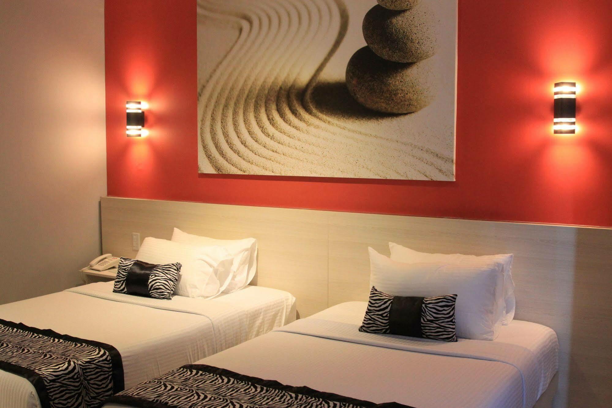 Sumo Asia Hotels - Davao Bagian luar foto