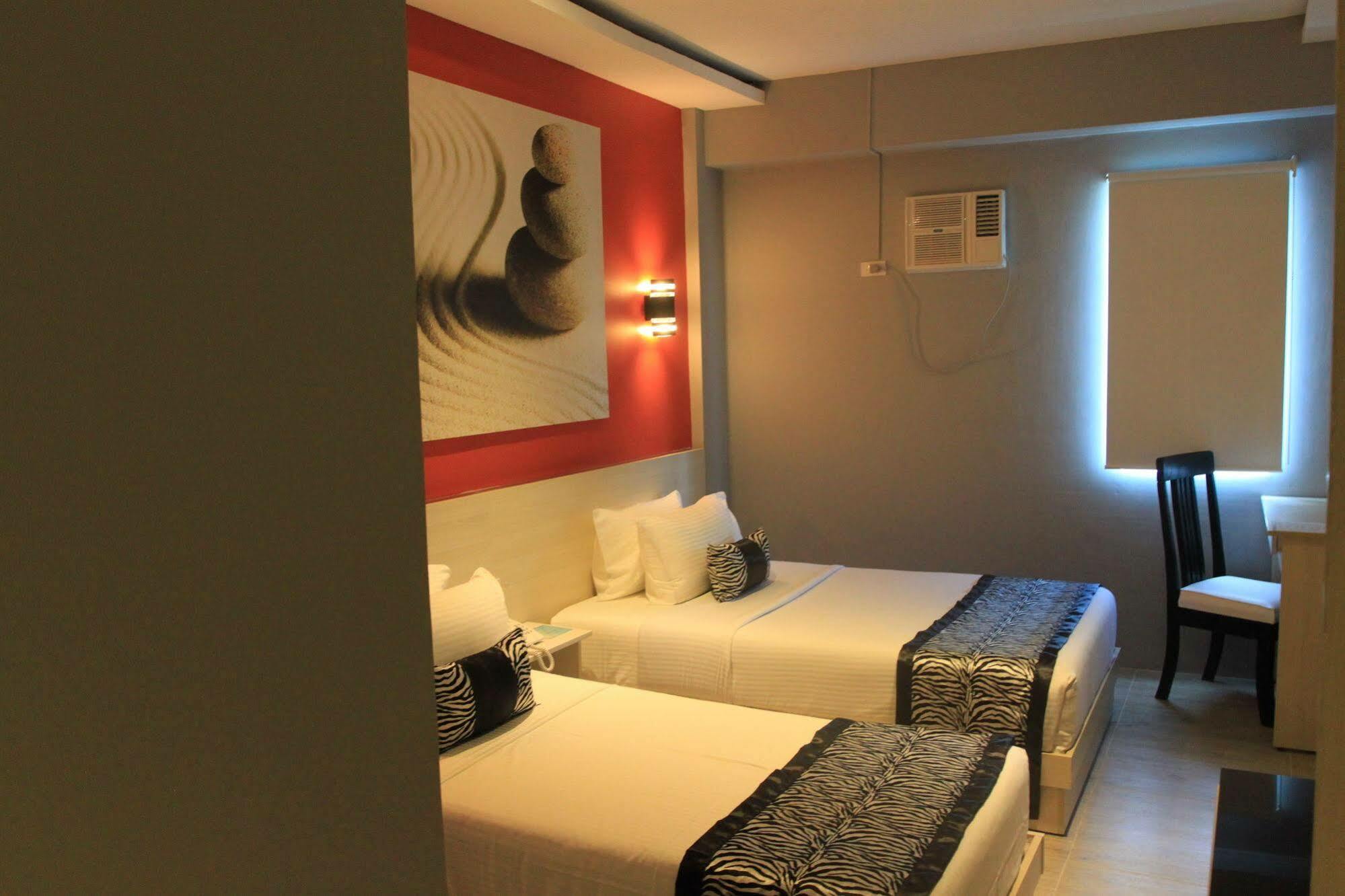 Sumo Asia Hotels - Davao Bagian luar foto