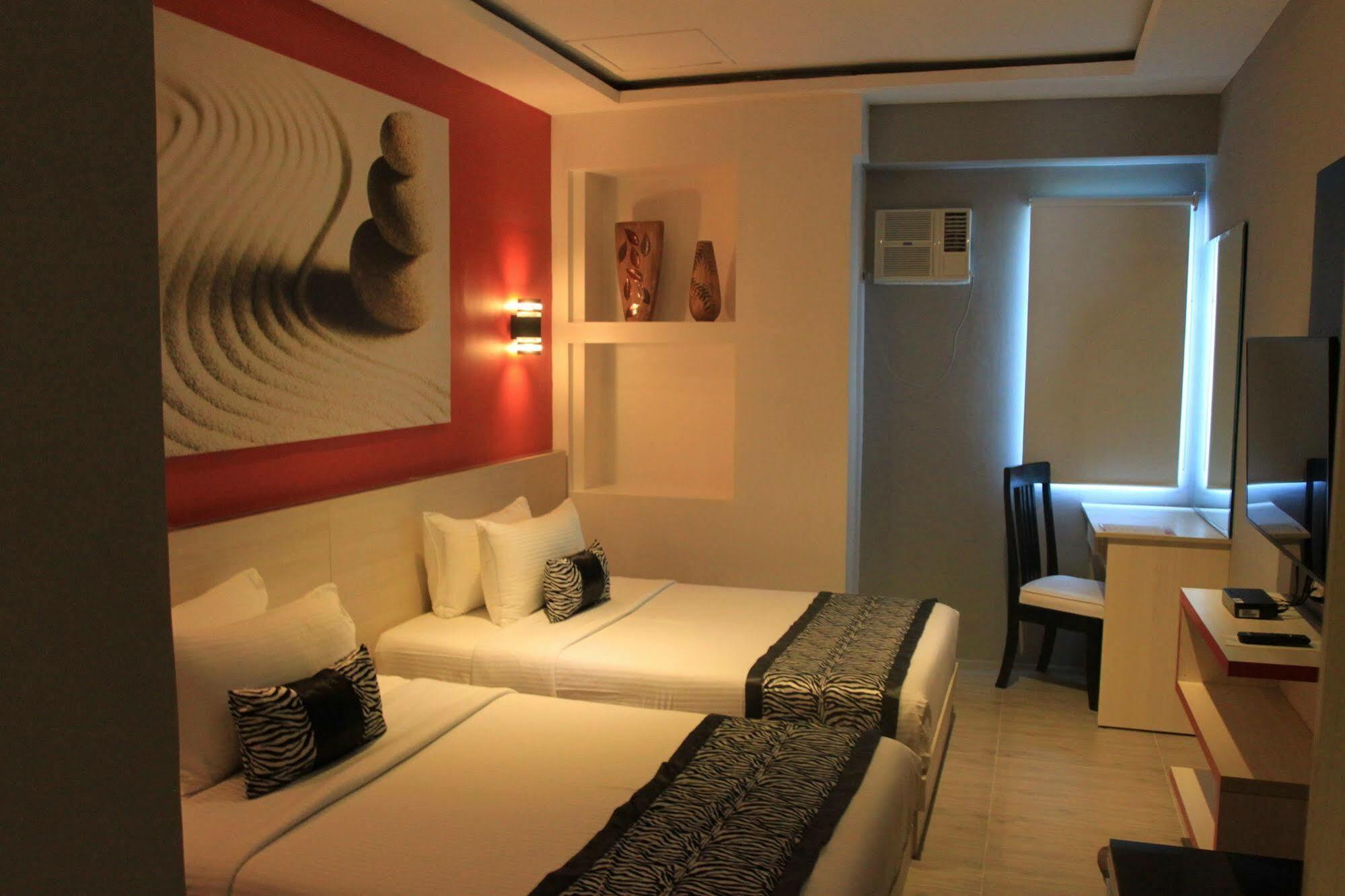 Sumo Asia Hotels - Davao Bagian luar foto